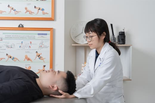頭顱薦椎療法